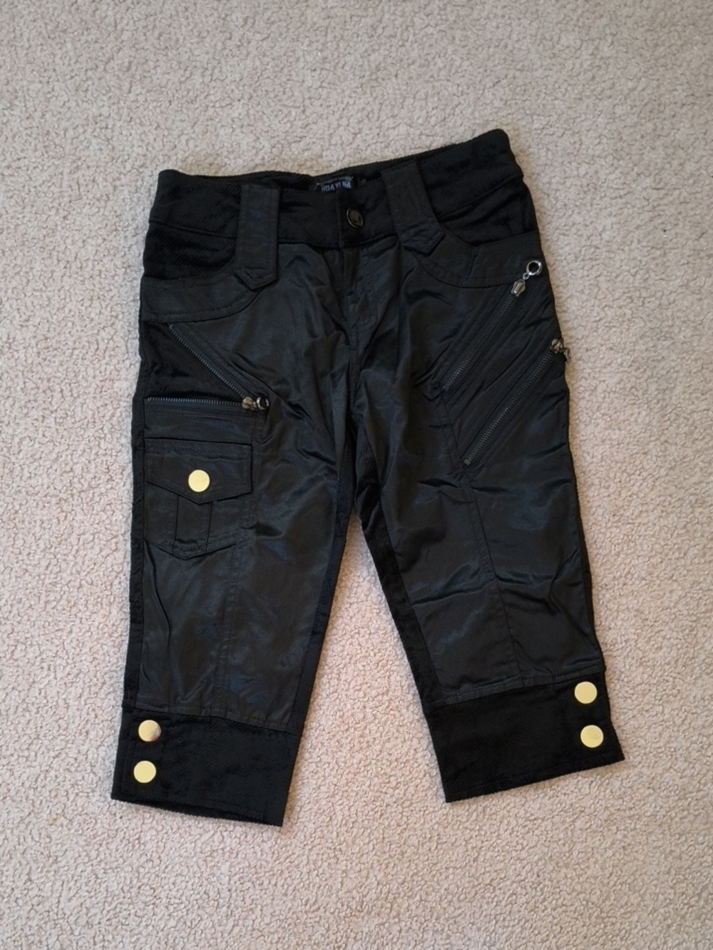 Black Capri Pants